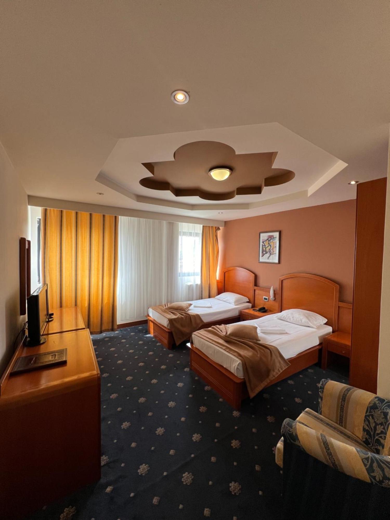 Hotel Princi I Arberit Priština Exteriér fotografie